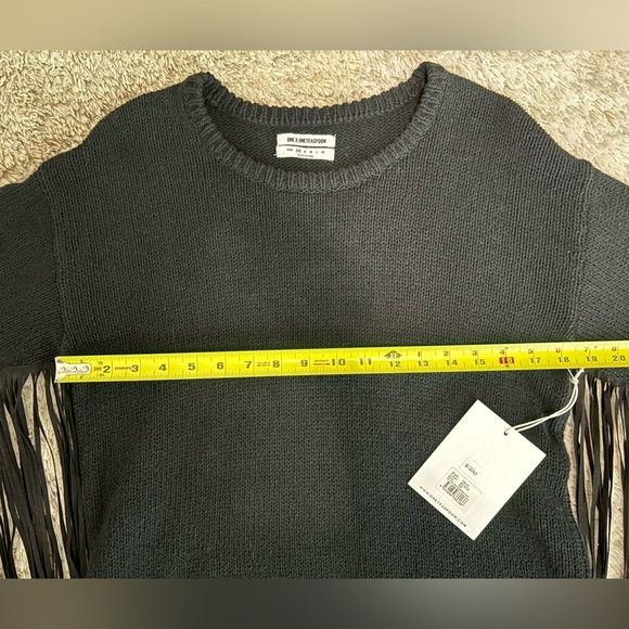 One Teaspoon Chunky Knit Fringe Sweater - Picture 11 of 16